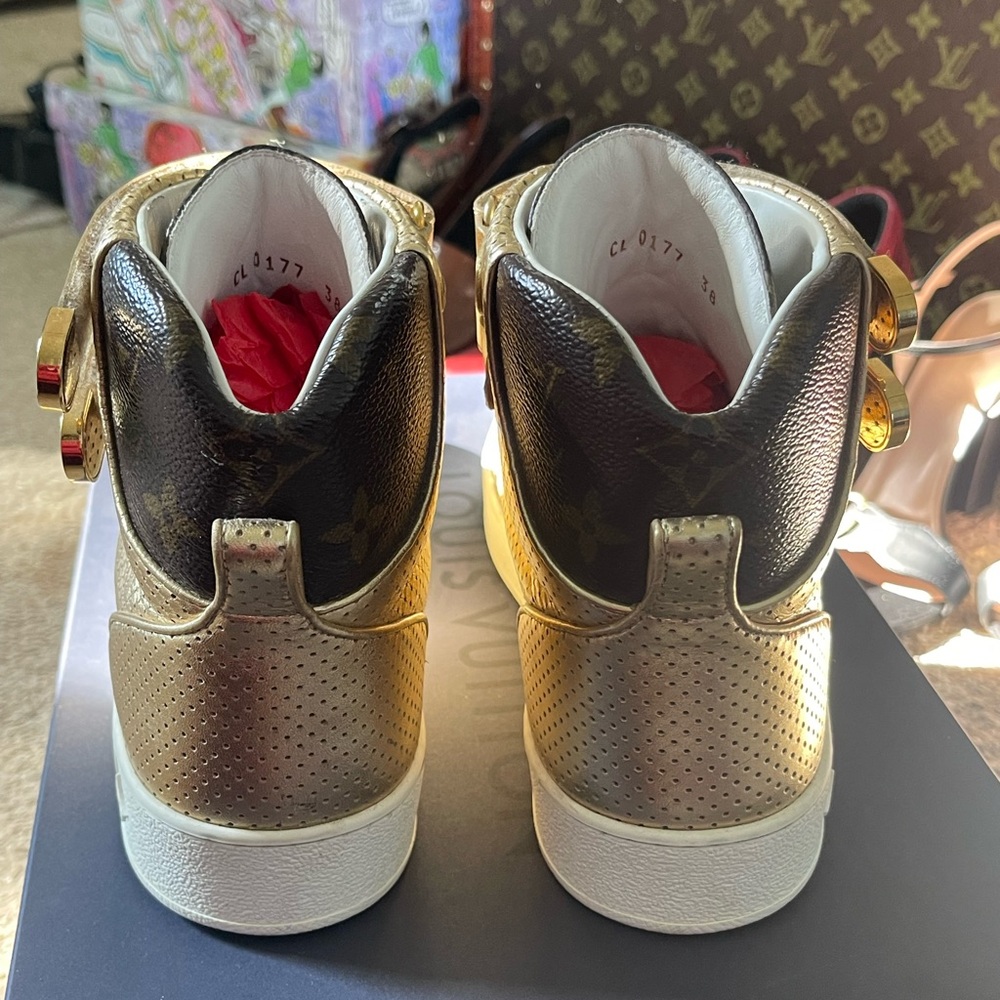 Louis Vuitton Women’s Gold Hightop Boombox Sneaker Boot - Velcro Authentic Sz 38 - Picture 3 of 15